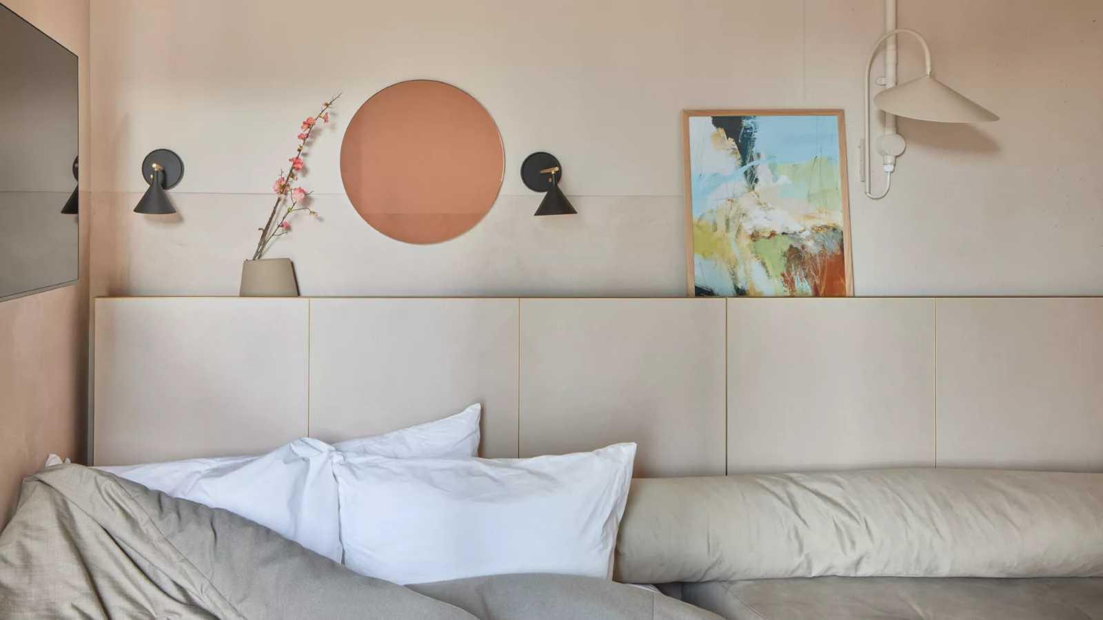Cosy Studio | Buckle Street Studio by Locke serviced apartment - London - VivreStays