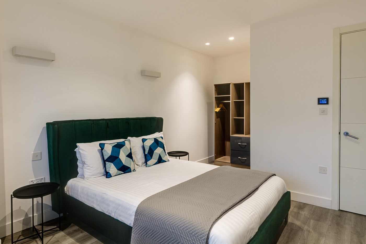 One Bedroom Apartment - Charles Hope London Brentford serviced apartment - Brentford - VivreStays