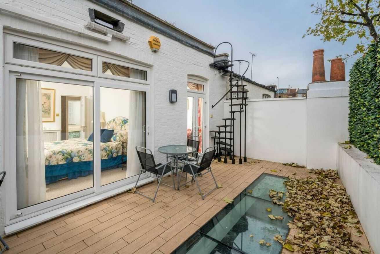 Stunning house close to Notting Hill serviced apartment - London - VivreStays